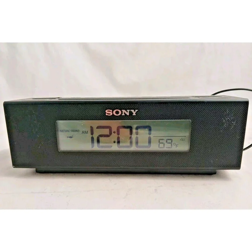 Sony Dream Machine Auto Time Set Model NO.ICF-C707
